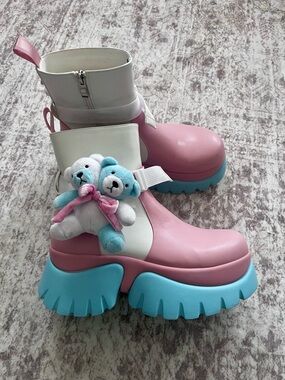 koi Pink, White and Blue Teddy Accent Platform Boots